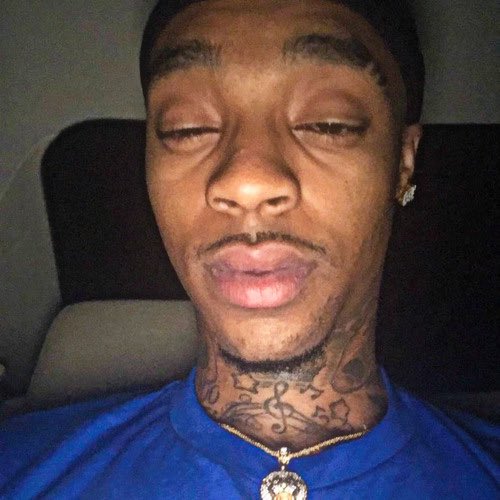 CashNasty's tweet photo. If Professor X can move objects with his mind...why he can’t move his legs? https://t.co/1PapJUUwLd