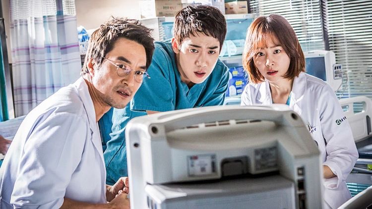 —𝘿𝙍. 𝙍𝙊𝙈𝘼𝙉𝙏𝙄𝘾Boo Yong Joo, a once famous surgeon who suddenly gives it all up one day to live in seclusion. He now goes by Teacher Kim and refers to himself as the “Romantic Doctor.” Dong Joo and Seo Jung meet the mysterious Teacher Kim, changing their lives forever.