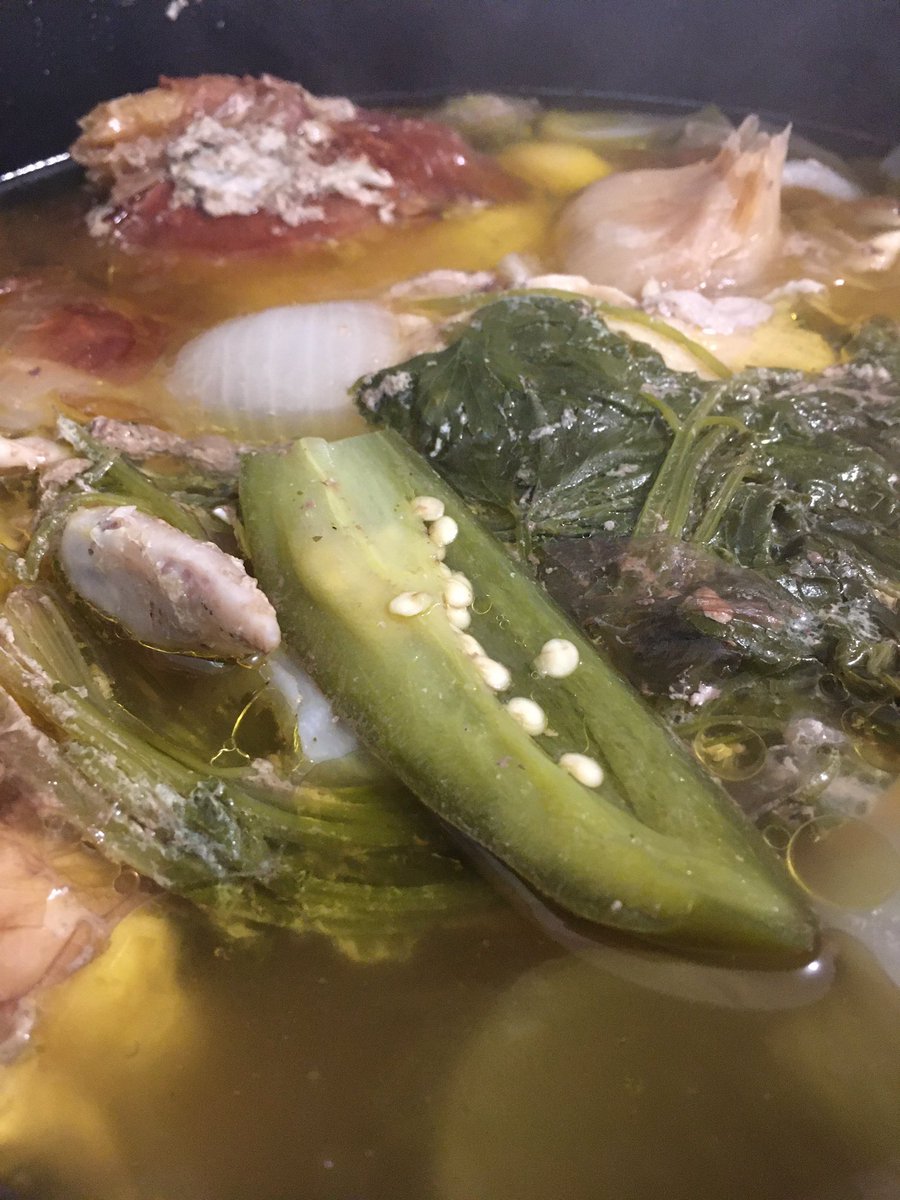 ChefVeronicaKC's tweet photo. The best ever green chili tomatillo chicken tamales my Mexican Homies taught me how to make when I was a missionary down by Mexico . . . Those experiences and recipes are still very close to my heart! A shout out to my Mexican homey’s 😘🥰￼￼￼ 

https://t.co/Cl0AvMCTn6 https://t.co/6HvuJKSZ8b