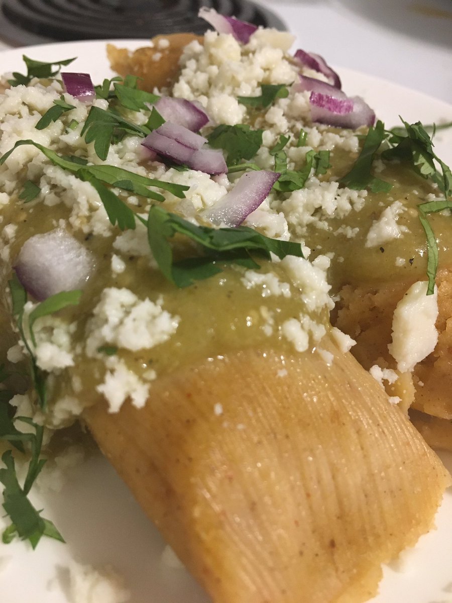 ChefVeronicaKC's tweet photo. The best ever green chili tomatillo chicken tamales my Mexican Homies taught me how to make when I was a missionary down by Mexico . . . Those experiences and recipes are still very close to my heart! A shout out to my Mexican homey’s 😘🥰￼￼￼ 

https://t.co/Cl0AvMCTn6 https://t.co/6HvuJKSZ8b