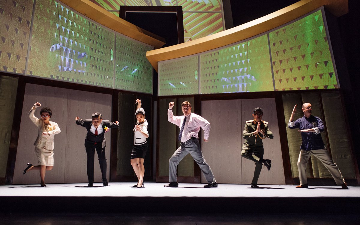 pangdemonium's tweet photo. During this “circuit breaker” period, we will be streaming our 2015 production of @DavidHenryHwang's riotous comedy CHINGLISH from 15-21 May for free! Get lost in translation with us and watch it at https://t.co/JHnRZiaPom. https://t.co/ZR4jrMK4N1