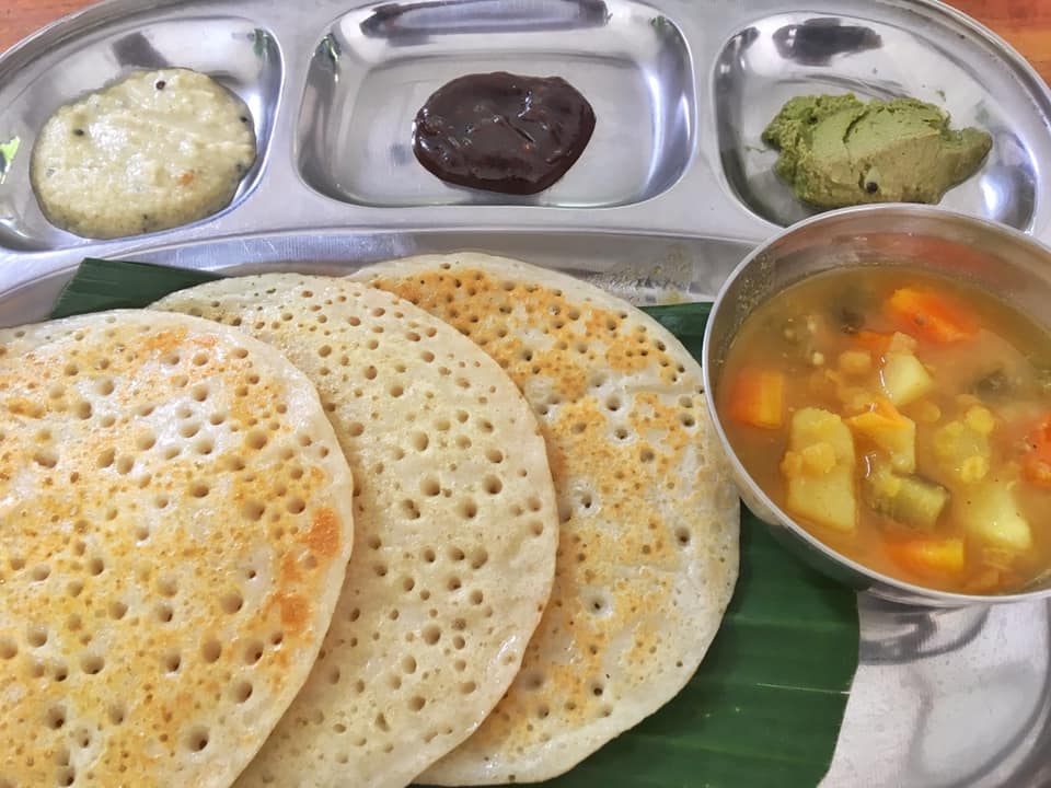 theshalabali's tweet photo. Come and Dine in at our cafe.

We offer ayurvedic meal and also south indian meal - Pure vegetarian and Vegan friendly.

🏡
Location : jalan raya sanggingan no 90 Ubud
next to indomaret sanggingan, same street as bintang supermarket

For take away
message at +62 812-3632-5617 https://t.co/q8Yztt3HJV
