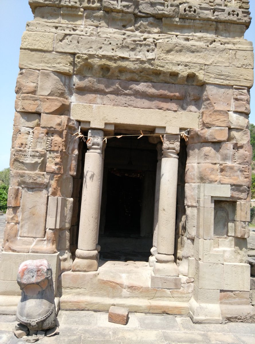 MeghdootDiaries's tweet photo. Krimachi: Shiva temples dated 8th/9th C., J&amp;K 🙏

I had no idea of their existence before a YHAI trek in Udhampur, May'15

This ancient history of Kashmir has been truly obliterated from public consciousness.
@LostTemple7 @Lost_History1 @IndiaTales7 @TIinExile 
#IncredibleIndia https://t.co/BabSFUsAJg