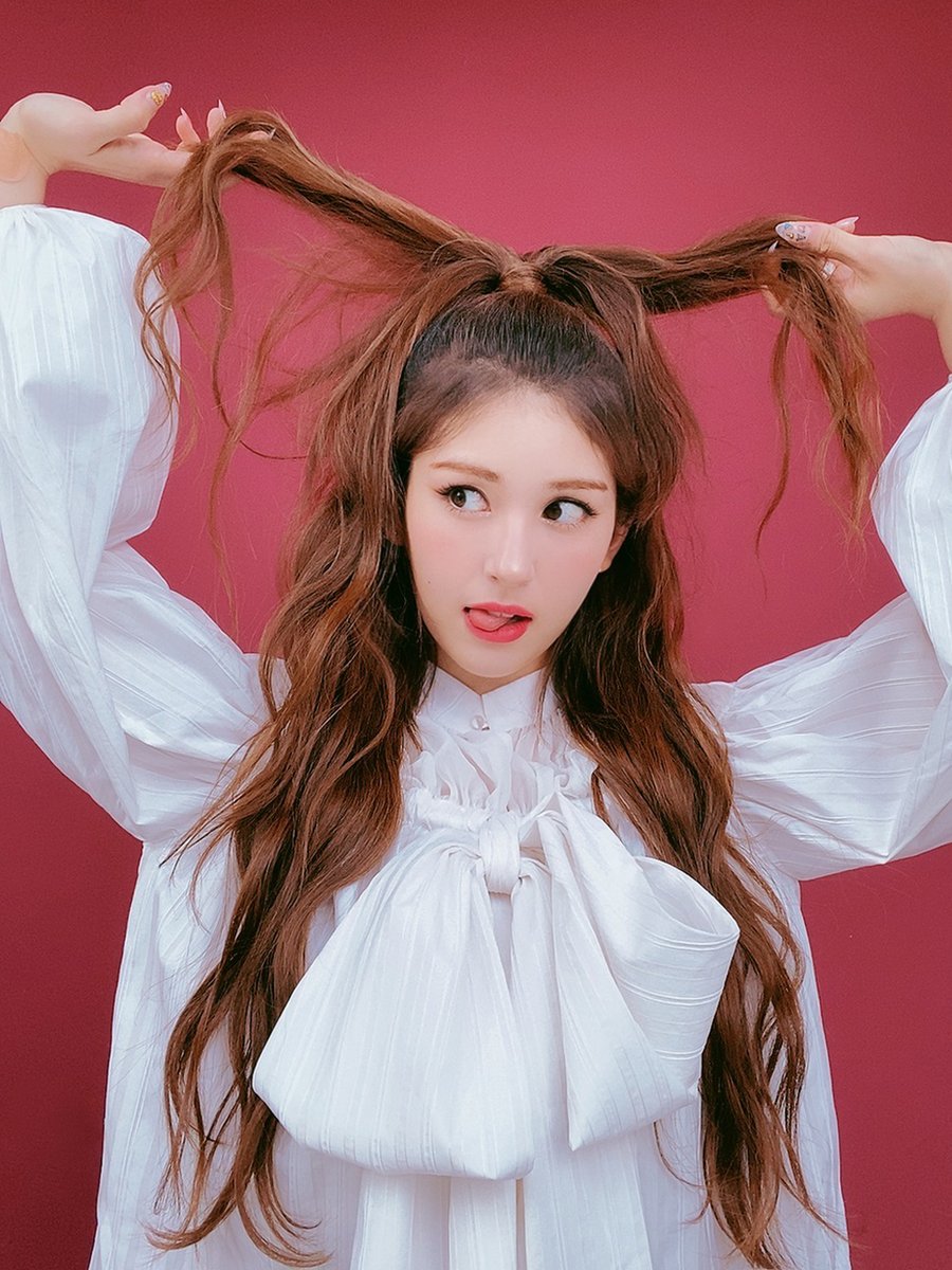 somi_official_'s tweet photo. 오늘도 MC 소미의 활약을 기대하솜❣
월요일 밤 10시 55분
MBC <부러우면 지는거다>에서 만나요!
#SOMI #전소미 #부러우면지는거다 #부럽지 #THEBLACKLABEL https://t.co/RImE5958xh