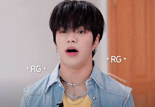 A BABY

<a href="/ygtreasuremaker/">TREASURE MAKER</a>