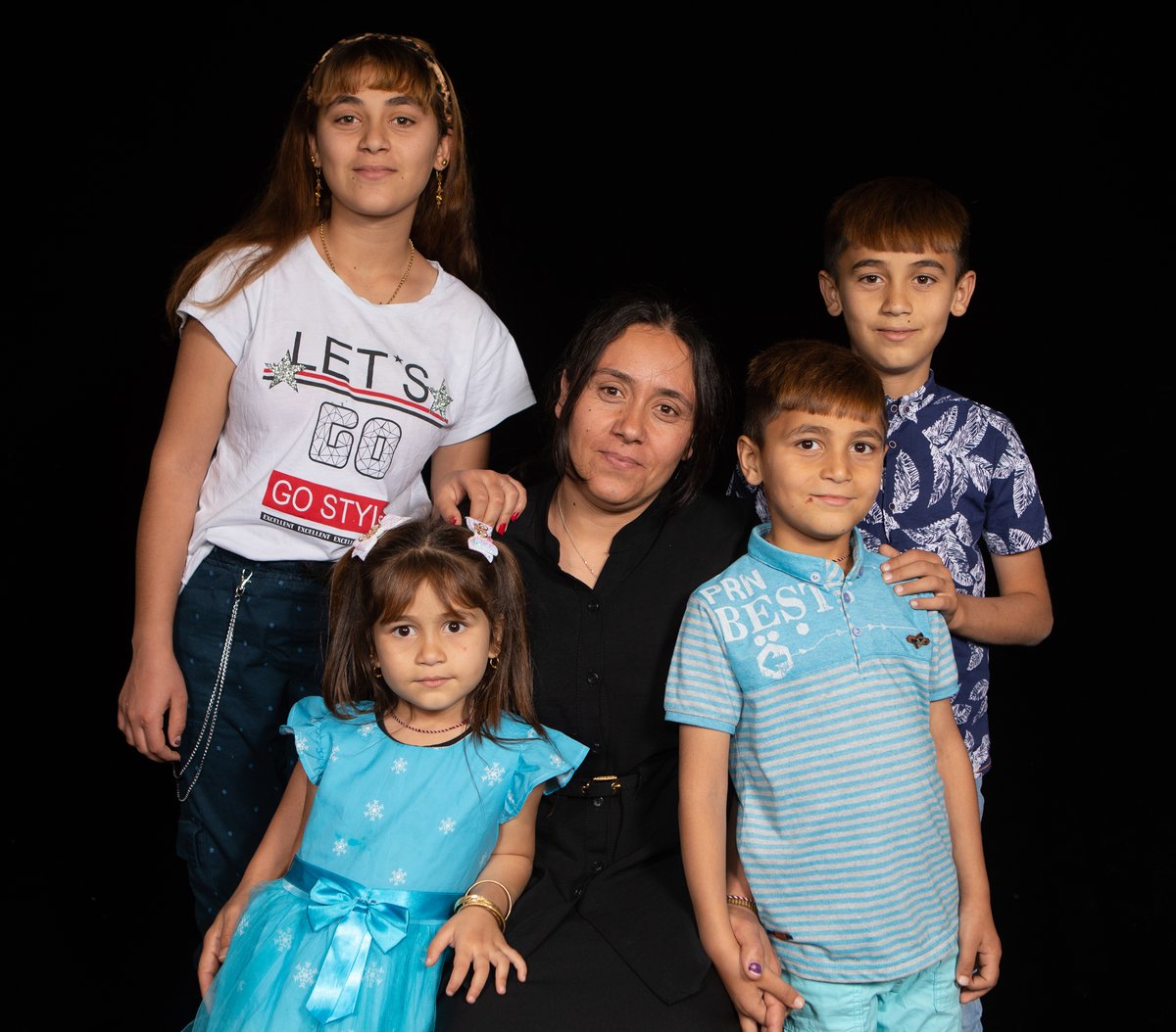 neram_art's tweet photo. NERAM has been working with SSI in delivering our Ezidi Women's Empowerment Program for those settled in Armidale. As a part of this program, @simonscottphoto took some beautiful family portraits which we'd like to showcase today #IMD2020 #DiversityandInclusion https://t.co/bntC878kpX