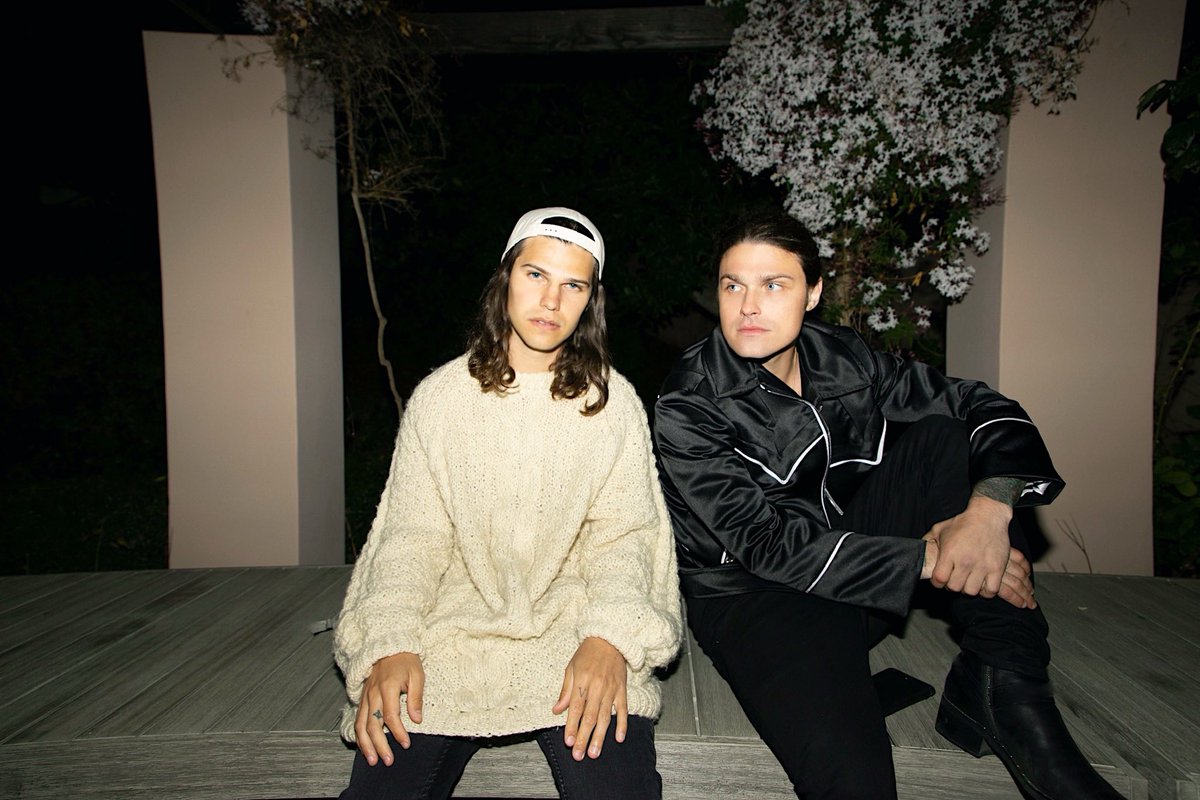 stay strong, we are almost there 🤞🏼🖤