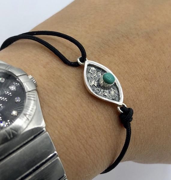 elenipantagis's tweet photo. Evil eye bracelet eye bracelet turquoise bracelet turquoise | Etsy https://t.co/7yQjSYPFgz

#etsy #etsyjewelry #handmadering #silverring #etsyseller #instaring #instajewelry #etsyshop #evileye https://t.co/NtOLlHhXUc