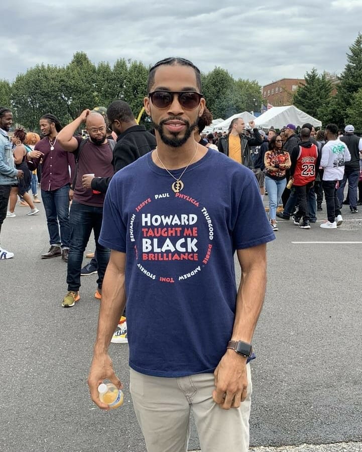 BIB_Brilliance's tweet photo. Not getting to finish out your final year or walk across the stage can really hit hard, but getting a Virtual #HBCUGraduation with President Obama is definitely pretty cool! https://t.co/9RNdM9xbp2