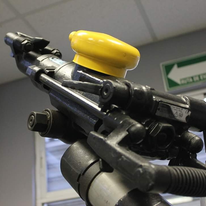 GrunsaG's tweet image. Perforadora YT27, la más eficiente para minería subterránea

Solicita tu cotización