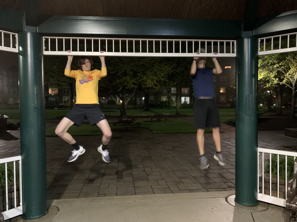 LateWormRC's tweet photo. Glad to see the fellow worms tonight, we are all very excited to induct our new members tomorrow! As worms, we are VERY serious about social distancing #6feetaway at all times as picture below. 🐛🥞 https://t.co/9tY09Lvyw9