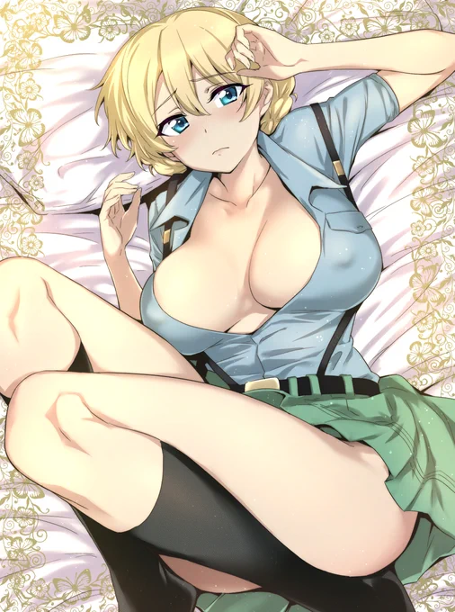 青師団 制服姿のダージリン様 