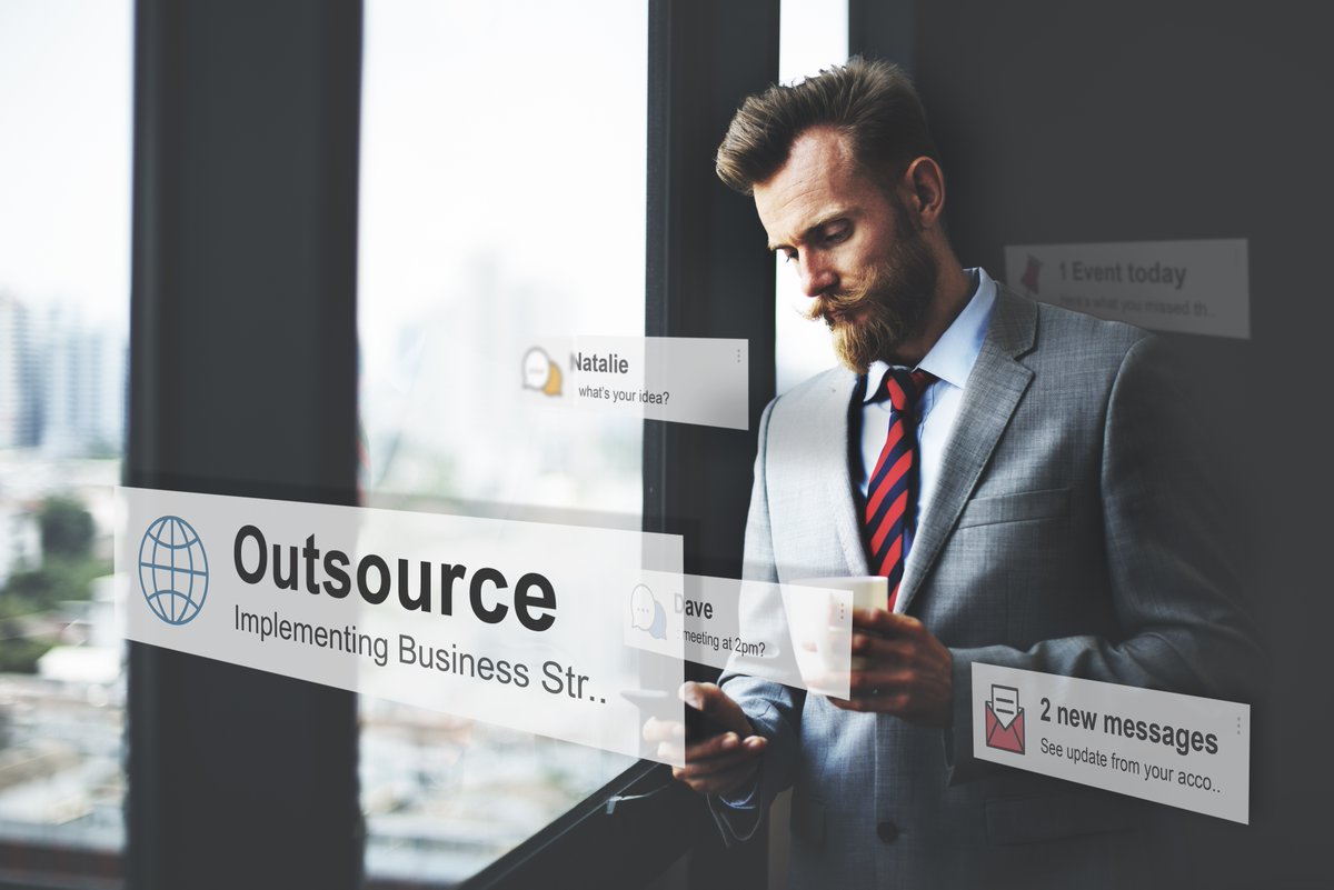 versefinance's tweet photo. Companies have tried to increase their competitive advantages since the Industrial Revolution.=>https://t.co/TAfD6NLtbo
#Outsourcing #OutsourcingAdvantage #OutsourcingDisadvantage
#VerseFinance https://t.co/iXefTUCaGu
