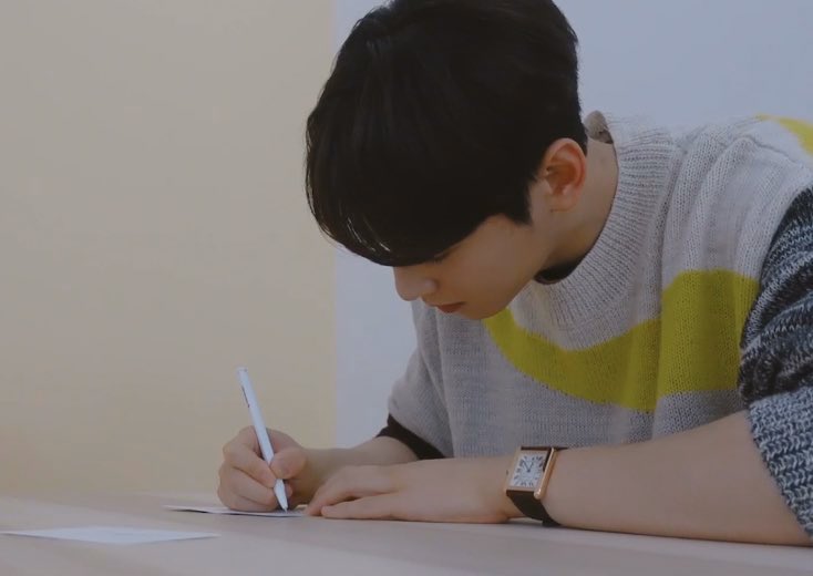 nunusuho's tweet photo. cha eunwoo best son https://t.co/qFQ5MzlIsp