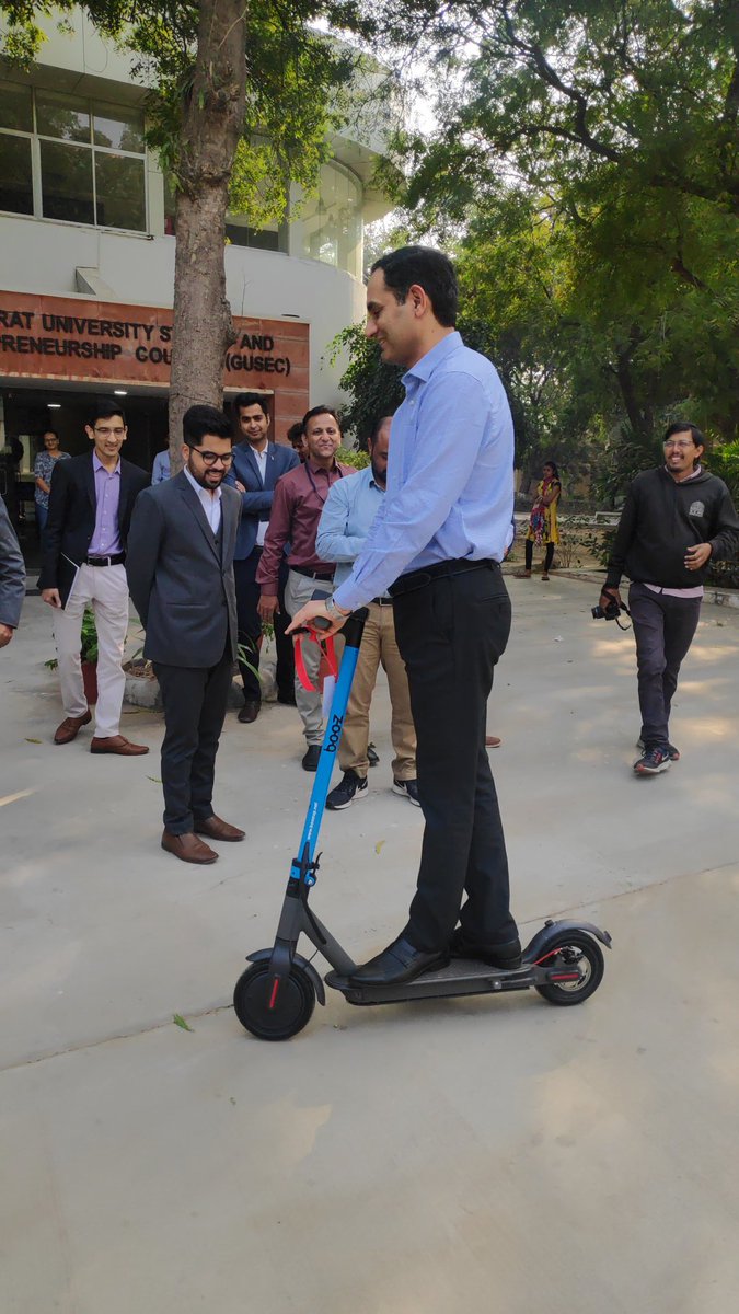 itisrutvij's tweet photo. #mondaythoughts our lives encounter “once in a decade” leaders who are truly visionary for their cities &amp; in our short yet crisp journey we got a chance to grow under leadership of Shri @vnehra. Thank you for your service to the city. We hope our paths come across in near future https://t.co/7BOcidPupu