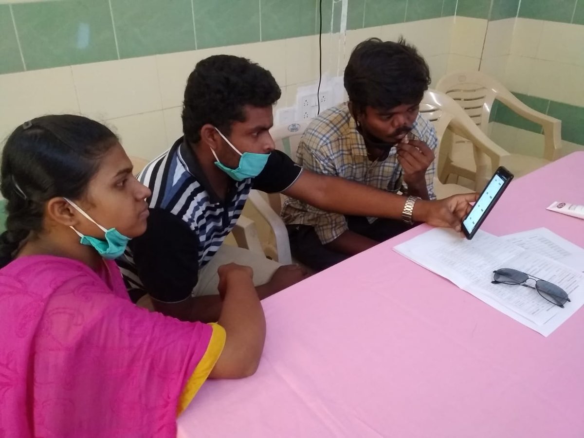 TconsultApp's tweet photo. @TelanganaIT volunteers @ Mulugu #Tconsult Command Center monitoring #eDoctor consultations

@CollectorMulugu @MuluguSP @MuluguSubColl @KTRTRS @jayesh_ranjan @sundeepmakthala @seethakkaMLA https://t.co/lW9hXPhYgh
