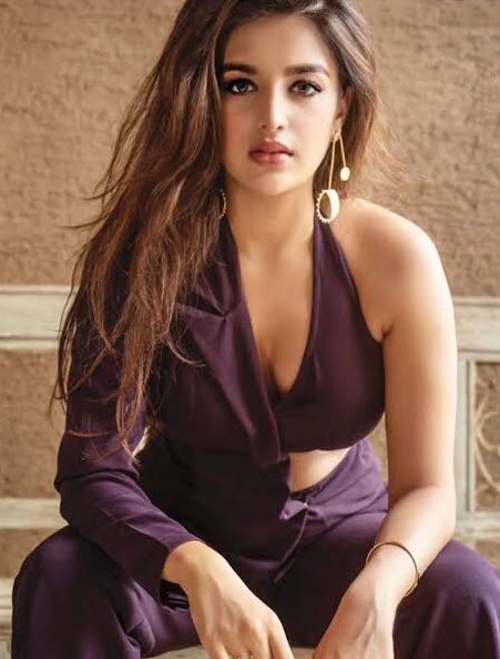 Shivani11854167's tweet photo. Good Morning ❤️

@SuperSunnyTwitz @Vipin2217 
@chilipi19991 @iAdityaThakur_ 
@_yourAshu_ @Tina_roy17 @WildCat_Mahi @_Mr_Smoker @Nehareeka15 @sudzrocks @Sneha2755 @MANNI71120768 @NehaSharma776 @gunjanlove @_old_delhi__  @barehomie @thoselayers @image_trade2 @Ravi_freebird https://t.co/5GgGi9bnOU