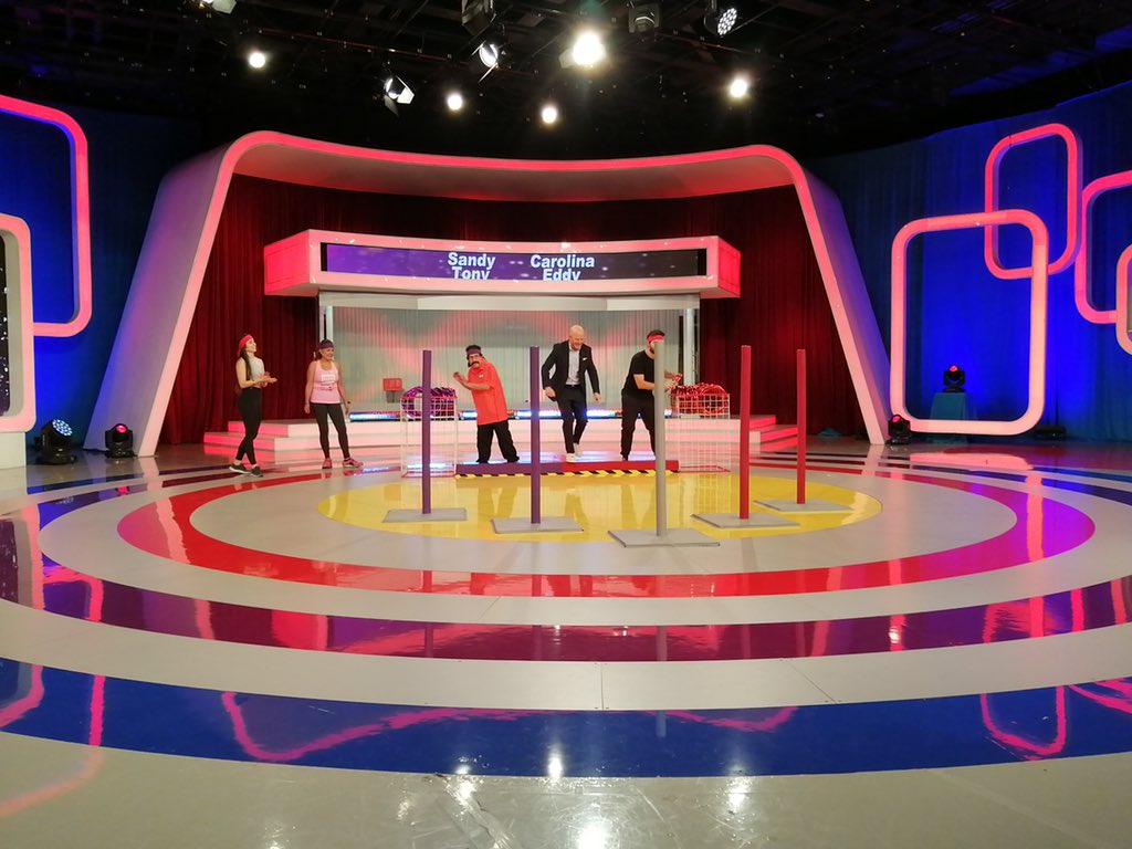 miparejapuede's tweet photo. ¡Ya tenemos ganadores! 😎 @edvilard y Caro ya tienen el varo, ahora esperamos que se hagan novios. 🎯❤️

#MiParejaPuedeVIP https://t.co/h4O2yeanI2