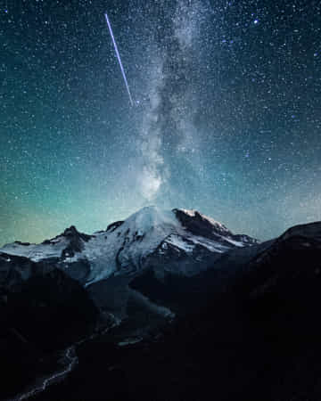 Shooting star by Tanner Wendell Stewart dlvr.it/RWrfHG