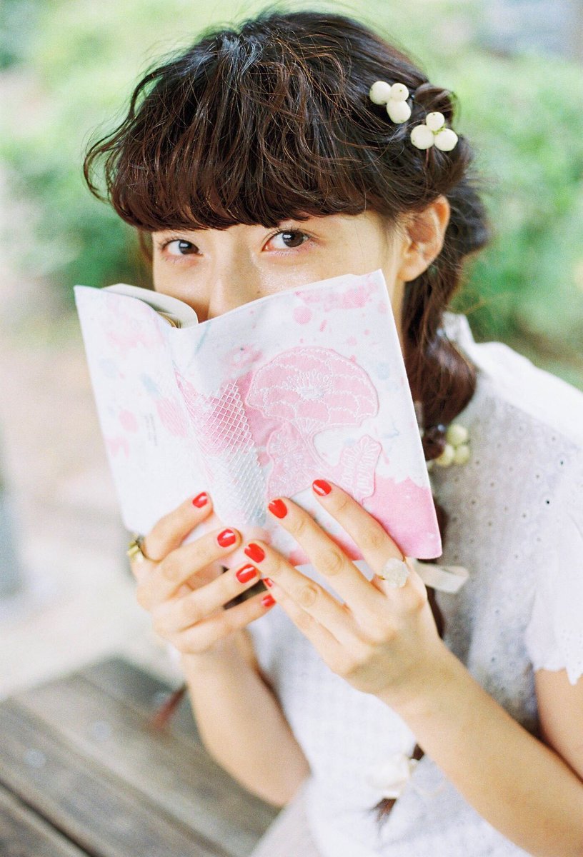 shitaji_'s tweet photo. 〜〜〜〜〜

販売中のアイテムです。

🍓iPhone 6/6s/7
🍓金魚の刺繍付き巾着
🍓トートバッグ各種
🍓ポーチ
🍓缶バッジ
🍓ブックカバー
🍓金魚のぬいぐるみキーチェーン
🍓スリッポンは検討中....

instagramのDMにて
5/19 18:00まで受け付けています。

https://t.co/RjbV21VI6b

〜〜〜〜〜 https://t.co/gs9itlogkx