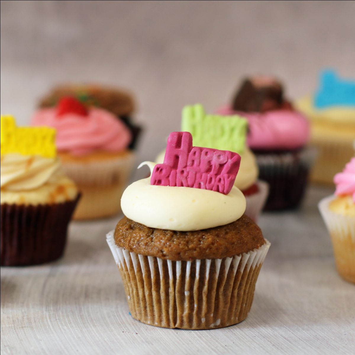 cupcake_queens's tweet photo. 💥 Look at what we have been BAKING  at The Cupcake Queens 💥 - https://t.co/RAgLIqrEkp https://t.co/P4DEtKaoDd