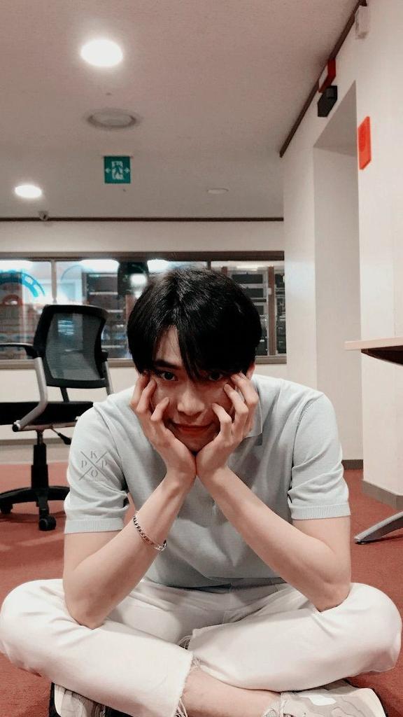 thirlxx's tweet photo. Baru balik rp dri akun yang ke suspend

Kim doyoung as devran

Mutualan? RT
Fambest? Dm

#roleplayerindonesia #Rpw #rpindonesia #mutualan #MutualanAjaDuluSiapaTauJodoh https://t.co/FgSRbpfRsG