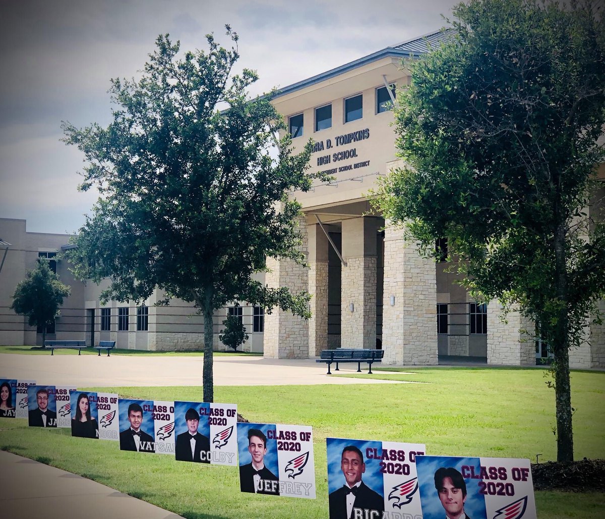 OTHS 2020 Project Grad tweet media