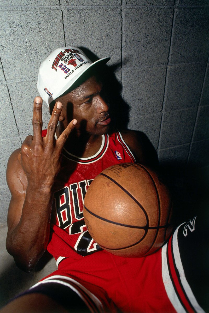 6-for-6:1993: MJ averages 41 PTS to win first 3-peat