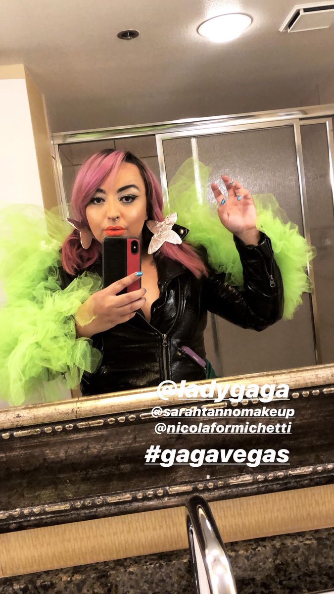 killergagabr's tweet photo. Dec 28th, the dream day: My first trip all alone from São Paulo to Vegas, just for some Gaga Love on my birthday @ladygaga #Enigma 🇧🇷 #littlemoster #gagavegas
🥺💕 https://t.co/nbgpZKaTh8