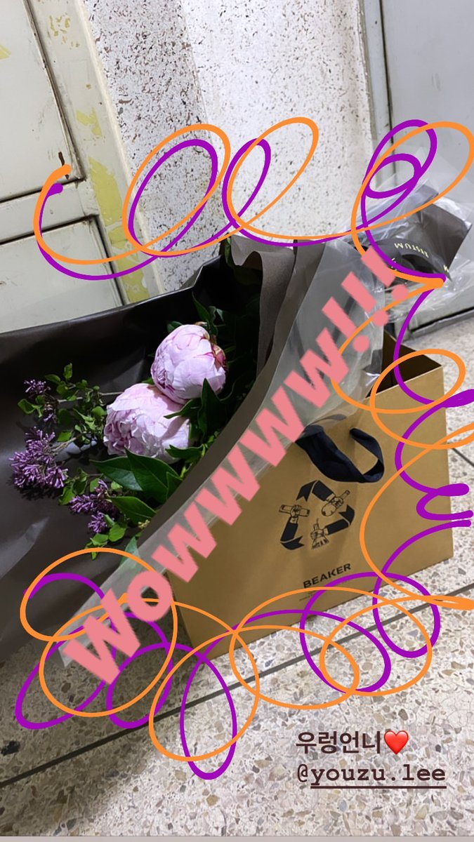 Flowers first then we shall start the brand new 2020 🌺