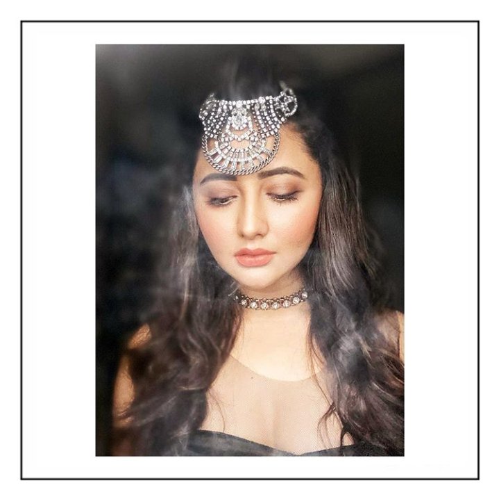 teleworldin's tweet photo. Glow-Smile-Unique 😍✨
@TheRashamiDesai https://t.co/ho0kze9od9