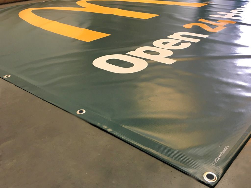 PromosignsLtd's tweet image. Our pvc banner printing service include printing to pvc banners, vinyl banners, roller banners and mesh banners. Superb quality and unbeatable pricing. #PromoSigns #SignMakersLondon #BannerPrinting  buff.ly/3czA4p2