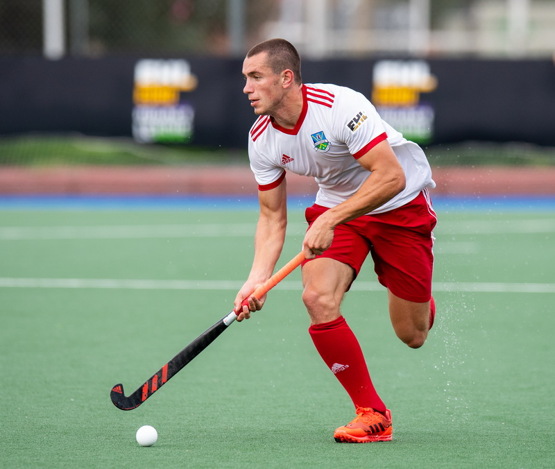 А теперь мы начинаем знакомиться чуточку ближе с игроками и тренерами нашего клуба. Первое слово за мужчинами и за одним из лучших бомбардиров не только «Минска», но и национального чемпионата Владиславом Белоусовым
xkminsk.by/about/news/ite…