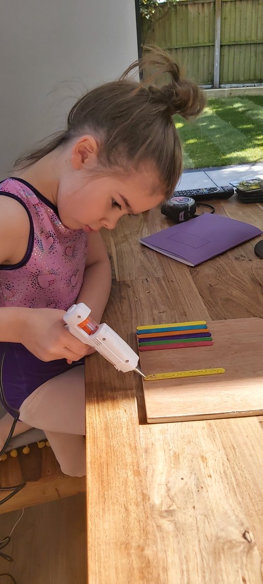 wooltonprimary's tweet image. Georgia in class 2J had so much fun making her birdhouse this past weekend! Well done 👏⭐️✔️ #WPSHomeLearning