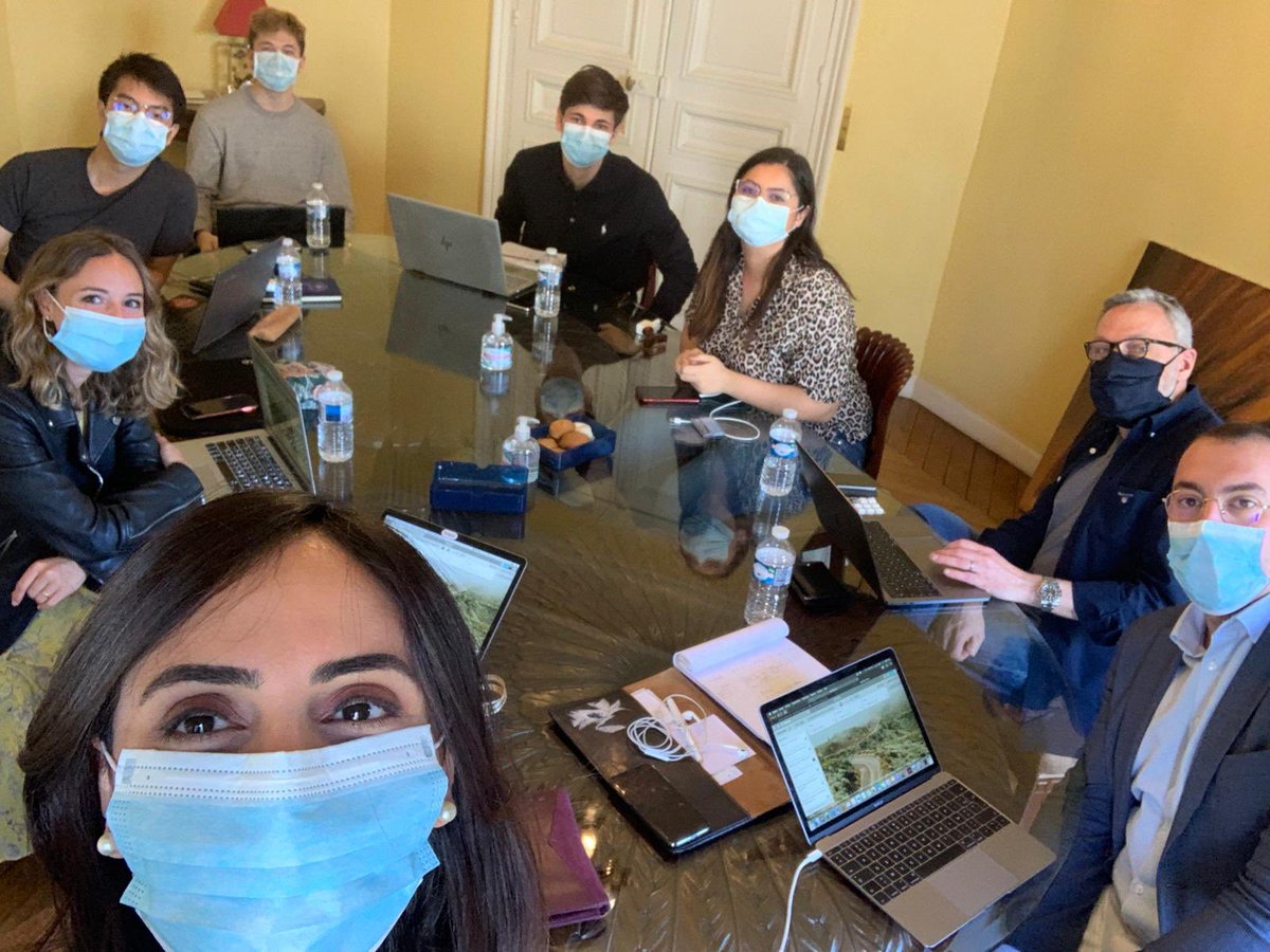 HelloExpanders's tweet image. Promis on sourit !