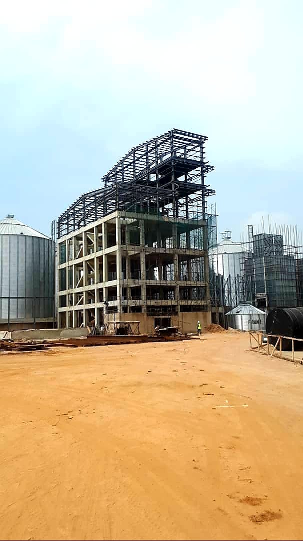 Abi_Olusanya's tweet photo. ...Work continuation on the LASG Imota Rice Mill. Strong indications that it can be completed in this year 2020, considering the delays caused by the COVID-19 pandemic. 
#ForAGreaterLagos 
@jidesanwoolu 
@drobafemihamzat 
@followlasg 
@lagosagric1 
@gboyegaakosile
@Mr_JAGss https://t.co/SQVMYkRAfB