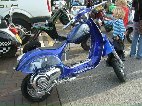 ScooterUpBCN's tweet photo. GOOD MORNING SCOOTERIST
https://t.co/FFVzoXCoZt
#vespa #vespagram #vespacustom #vespacutdowm #scooterboy #scootergirl #scooterist https://t.co/MhSdrsKEyj