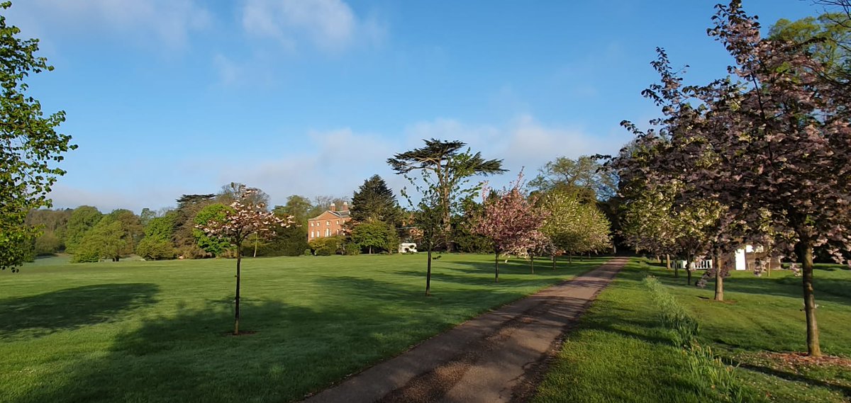 Following last week's Government announcement, keep up to date with the latest at Norwood Park by heading over to our Facebook page. 

facebook.com/norwoodpark/

We hope you are all keeping well and safe throughout this time. 

#NorwoodParkCountryHouse #StaySafeStayHome
