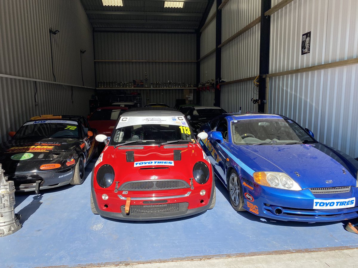 MistyRacing's tweet photo. A lovely sunny morning at Misty HQ, nice array of race cars greeting me this morning. https://t.co/odCjJBrIDp