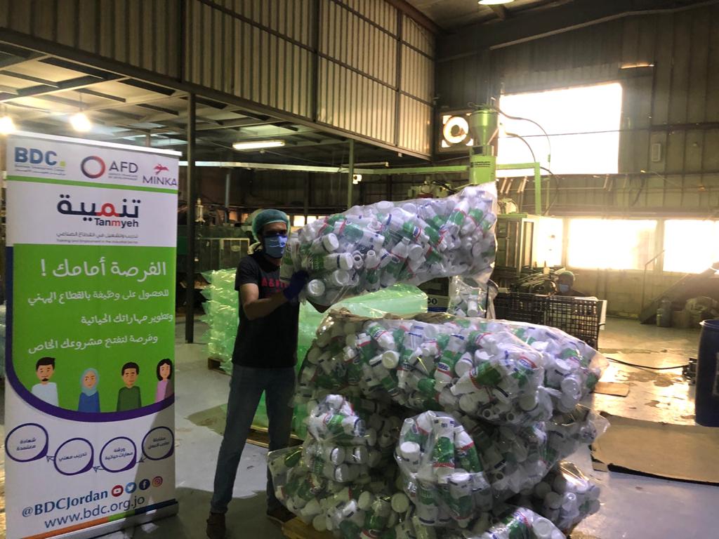 BDCJordan's tweet photo. تم تنفيذ عدد من الزيارات التفقدية الى المصانع التي تم التعاون معها في تدريب وتشغيل الشباب ضمن مشروع تنمية - التدريب المهني المنتهي بالتشغيل ضمن القطاع الصناعي الممول من الوكالة الفرنسية للتنمية 
#youth #training #jobs #الاردن #تشغيل
#worldincommon
@AFD_en https://t.co/6M6VkaRPgJ
