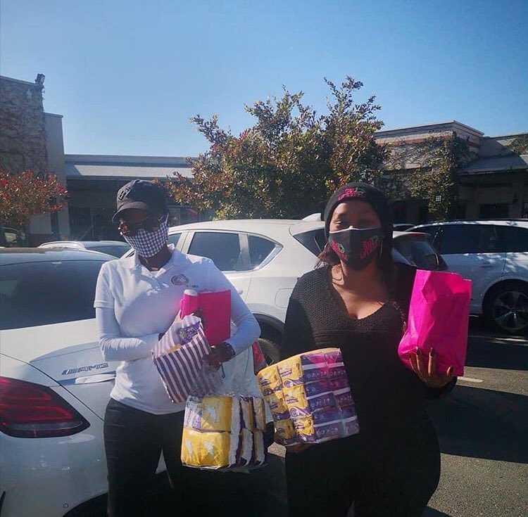 TeenMb's tweet photo. @mudukaza thank you for helping us reach 7 girls at Moepathutse Orphanage in Stinkwater💖... @dear_bella_sanitary_pads 
#Rekaofela
#TheCycleContinues 
#RootedInOurCommuties
#SanitaryDignity
#TheStepUpSquad #TheTeenRightSquad https://t.co/sejDZZTv8o