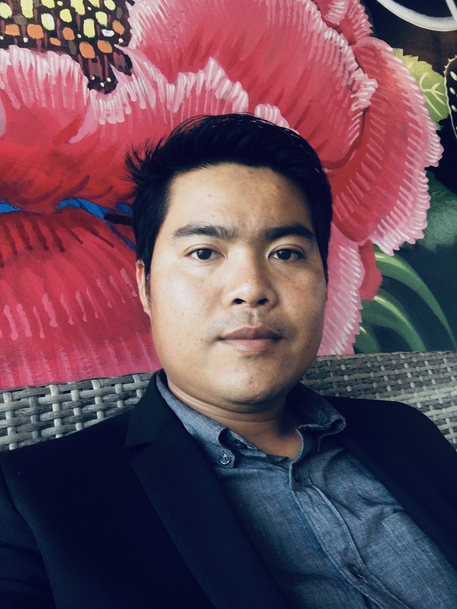 AKamphai's tweet photo. อายุยังไม่ถึงเลข 3 แต่หน้าต��เลข 4 แล้วครับผม https://t.co/ST3E9WdBPG