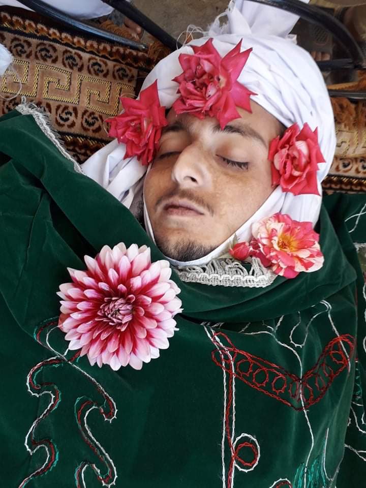 mjdawar's tweet photo. The army is arresting,torturing, shelling locals of Eidak in N. Waziristan because of an attack on check post. Many locals hv been injured wd killing of at least 1 Saeedullah hs been confirmed.The area has been sealed. We strongly condemn this indiscriminate attack on the locals. https://t.co/DUGf0zS9Oi