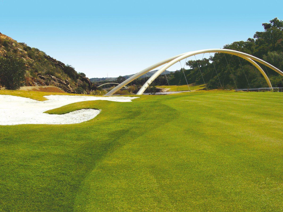 golfinspaincom's tweet image. Today we being phase 1 on the Costa del Sol 👏 
La Cala Golf (which brings its low season forward) and Los Arqueros are now OPEN ⛳⛳

golfinspain.com/gis/circulares…