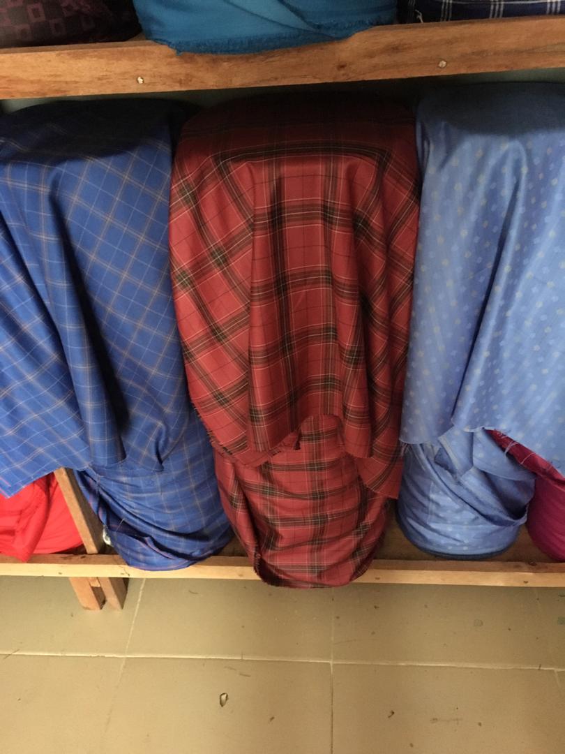 iam_olanike's tweet image. Hi guys!
I&apos;m Olanike, i sell fabrics( cashmere, plain&amp;amp;pattern) do you want something cool😎 and elegant😊 for your wardrobe?...You don&apos;t need to worry,@nikfabrics got u covered👌
You can check us on IG:nik_fabrics04 for more enquiry.
Help me retweet🙏
#Asoebifabrics
#Mensapparel