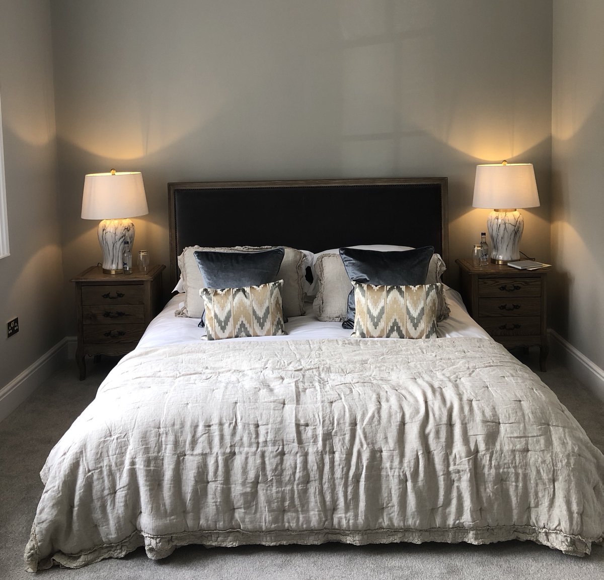 THE CARDINAL // 

The Cardinal Bedroom is located in the recently renovated West Wing of the House and offers stunning views of the Front Gardens as well as ground floor access. 

#DreamWeddingVenue #NorwoodParkCountryHouse