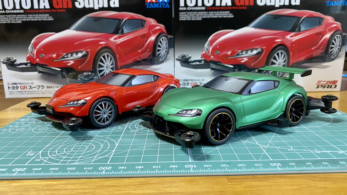 【ミニ四駆・オリジナル塗装ボディ】au TOM'S GRスープラ＋GTウイング ミニ四駆】au TOM'S GRスープラ＋GTウイング【オリジナル塗装ボディ