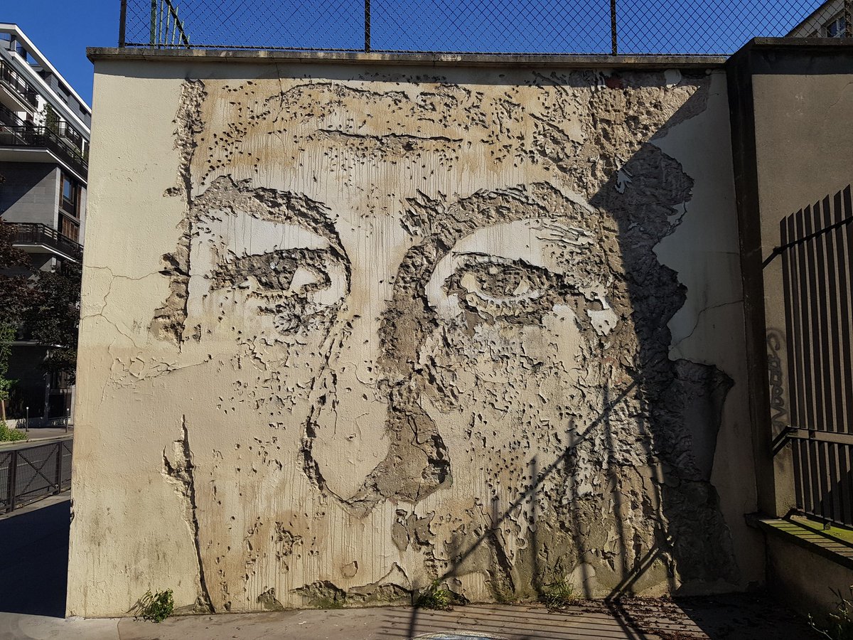 MelleBonPlan's tweet photo. Hier c'était #balade #streetart dans le 13ème autour de Place d'Italie et de la butte aux cailles (mon quartier 😊)
L'occasion de découvrir de nouveaux murs et de super street artistes que je connaissais déjà ou découvrais !
#ladybug #teuthis #vhils #robithedog
#paris #paris13 https://t.co/5C2Lg0a3Zk