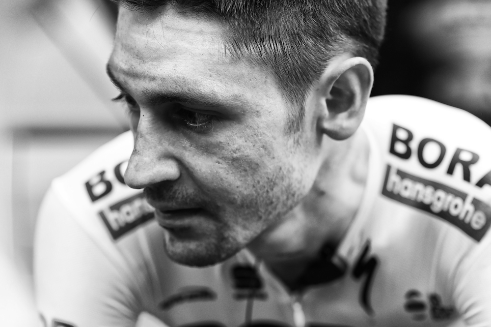 ⚡ #MondayMotivation⁣ ⚡

“When it’s hurting you, that’s when you can make a difference.” – Eddy Merckx⁣

Help <a href="/EmuBuchmann/">Emanuel Buchmann</a> make a difference through his 🏔️ Everest Challenge for charity.⁣

🔗 Donate: gofundme.com/f/emanuelbuchm…

📸: <a href="/veloimages/">veloimages</a> <a href="/oetztalcom/">Ötztal / Oetztal</a> <a href="/DKHW_de/">Deutsches Kinderhilfswerk</a> #Ötztal