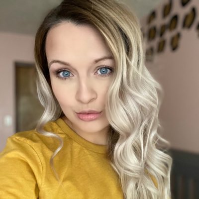 CatelynJ's tweet photo. #NewProfilePic https://t.co/HDWsHlb0gU